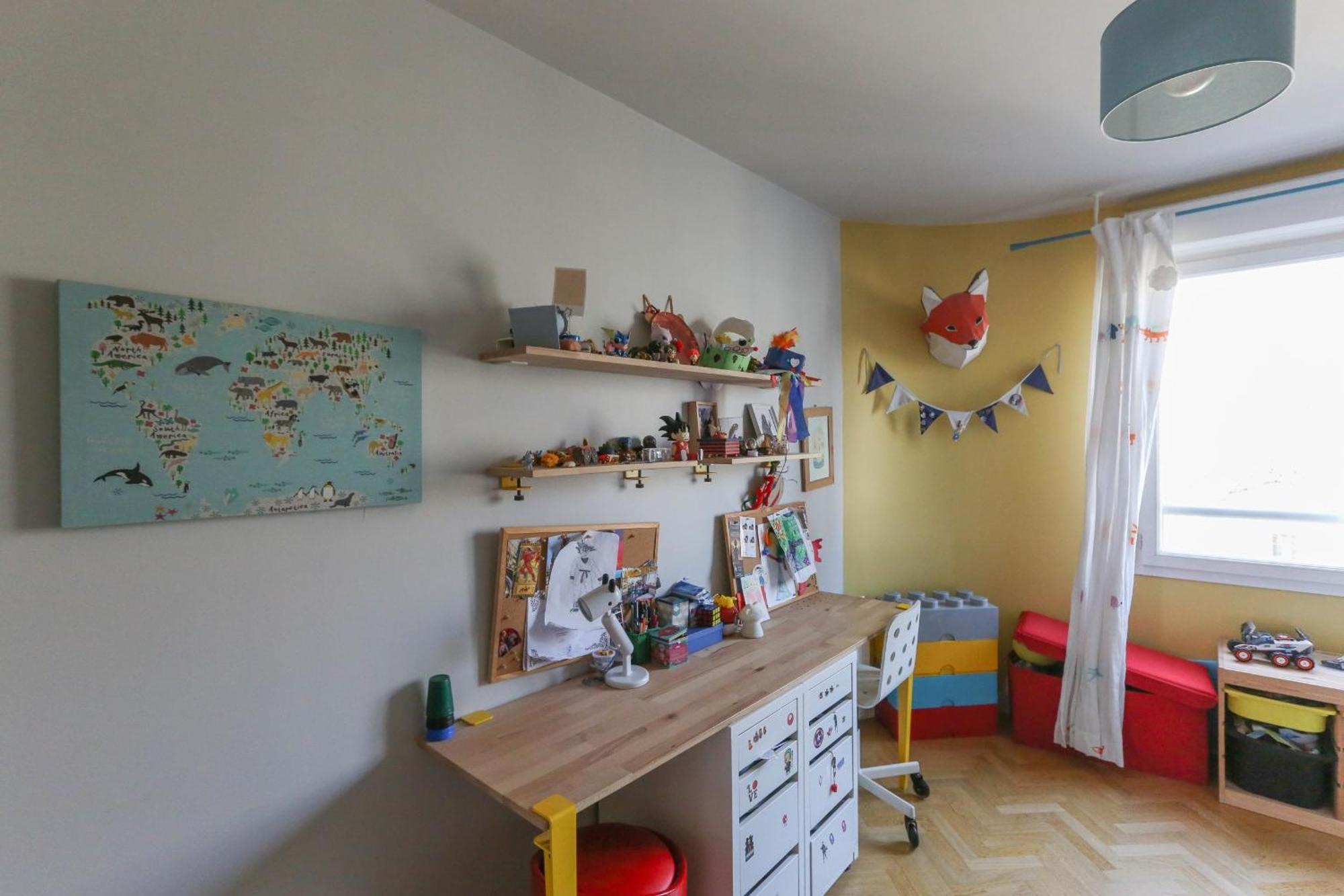 Appartement Family Of 102 M2 In The Heart Of The 19th